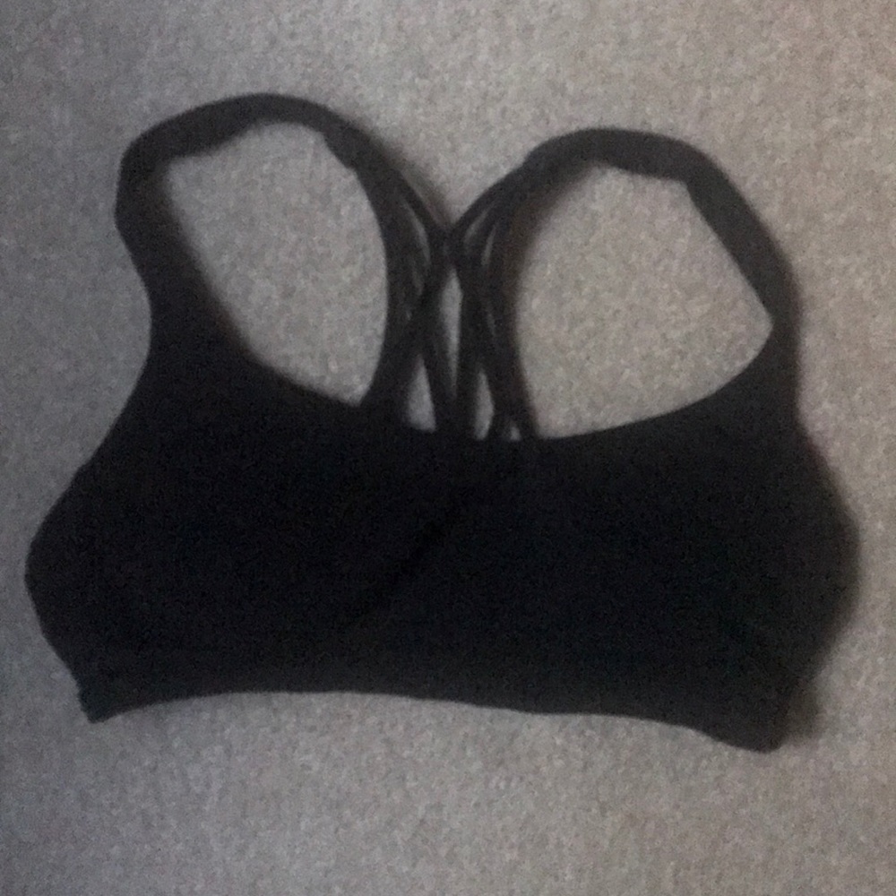 lululemon sports bra